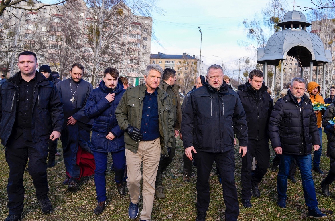 Chairman McCaul walking in Bucha with the Ukrainian Prosecutor General and the mayor of Bucha