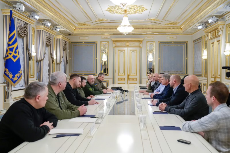 Delegation meets with President Zelenskyy and his cabinet